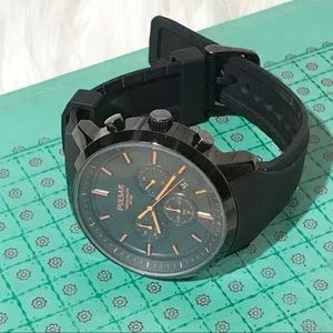 pulsar black watch
